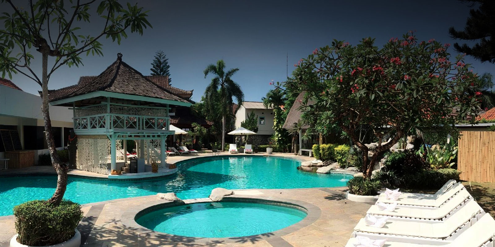 Legong Keraton Beach Hotel - Sunset